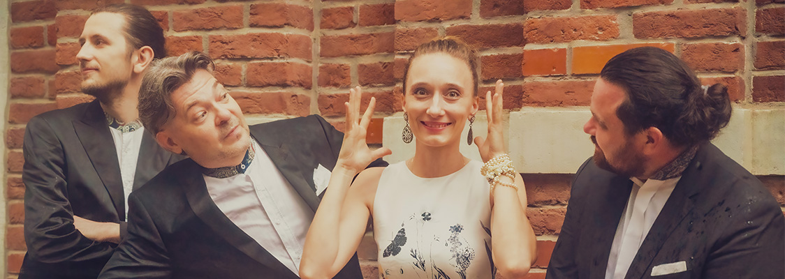 STRADIVALENKI: «SNOWFLAKES»