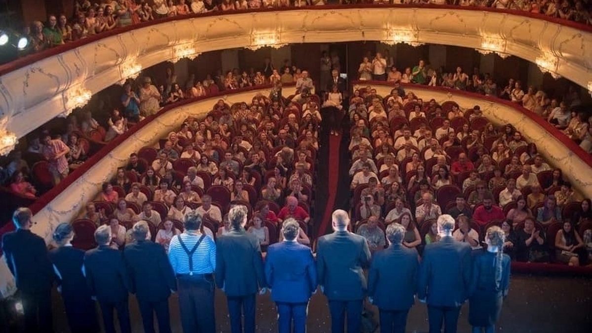 teatr-1.jpg teatr-1.jpg