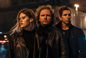 ТРИО МАКСИМА ЗАХАРОВА