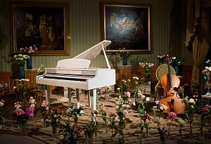 #В_ЦВЕТАХ: Шедевры классики в Отеле «Националь»