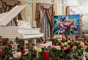 #В_ЦВЕТАХ: Шедевры классики в Особняке Елисеевых