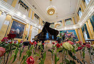 #В_ЦВЕТАХ: Шедевры классики в Усадьбе Державина